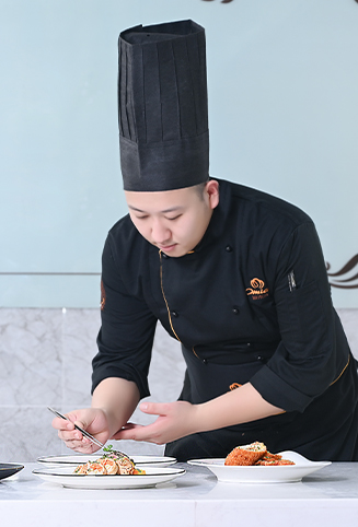 西餐培训师:丁潘强